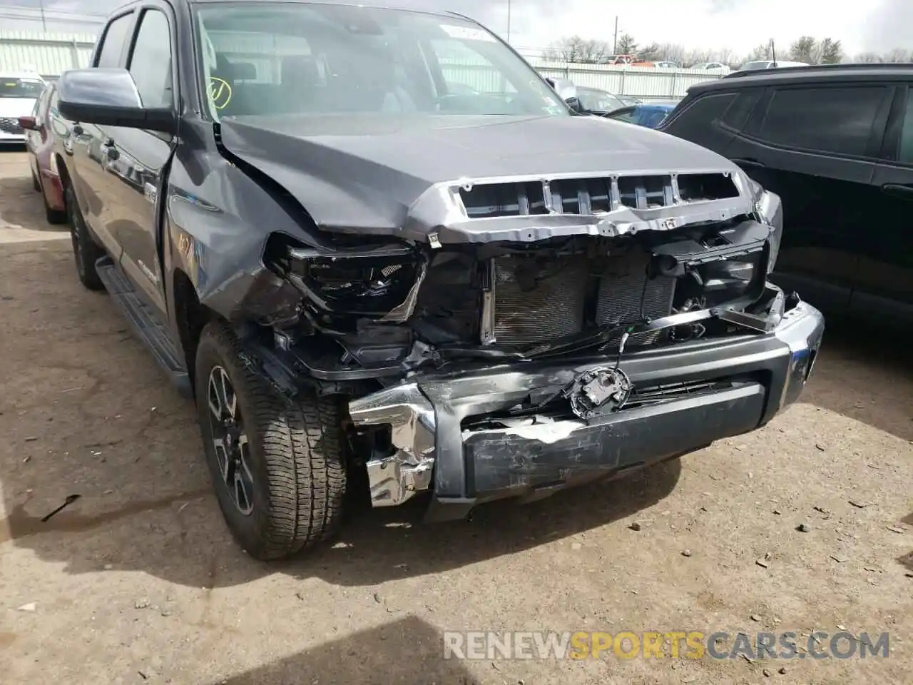 9 Photograph of a damaged car 5TFHY5F17MX015021 TOYOTA TUNDRA 2021