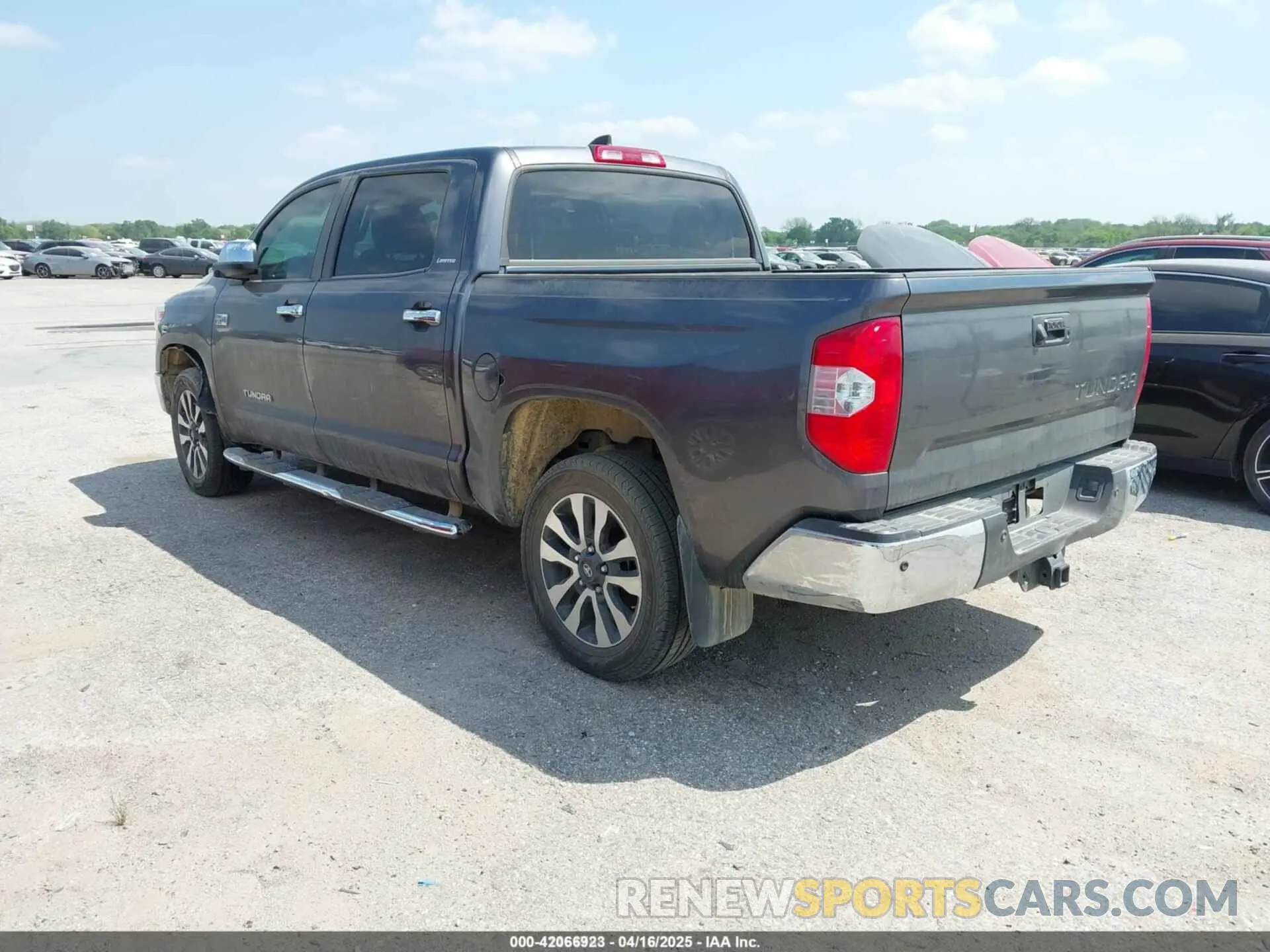 3 Photograph of a damaged car 5TFHY5F19MX015327 TOYOTA TUNDRA 2021