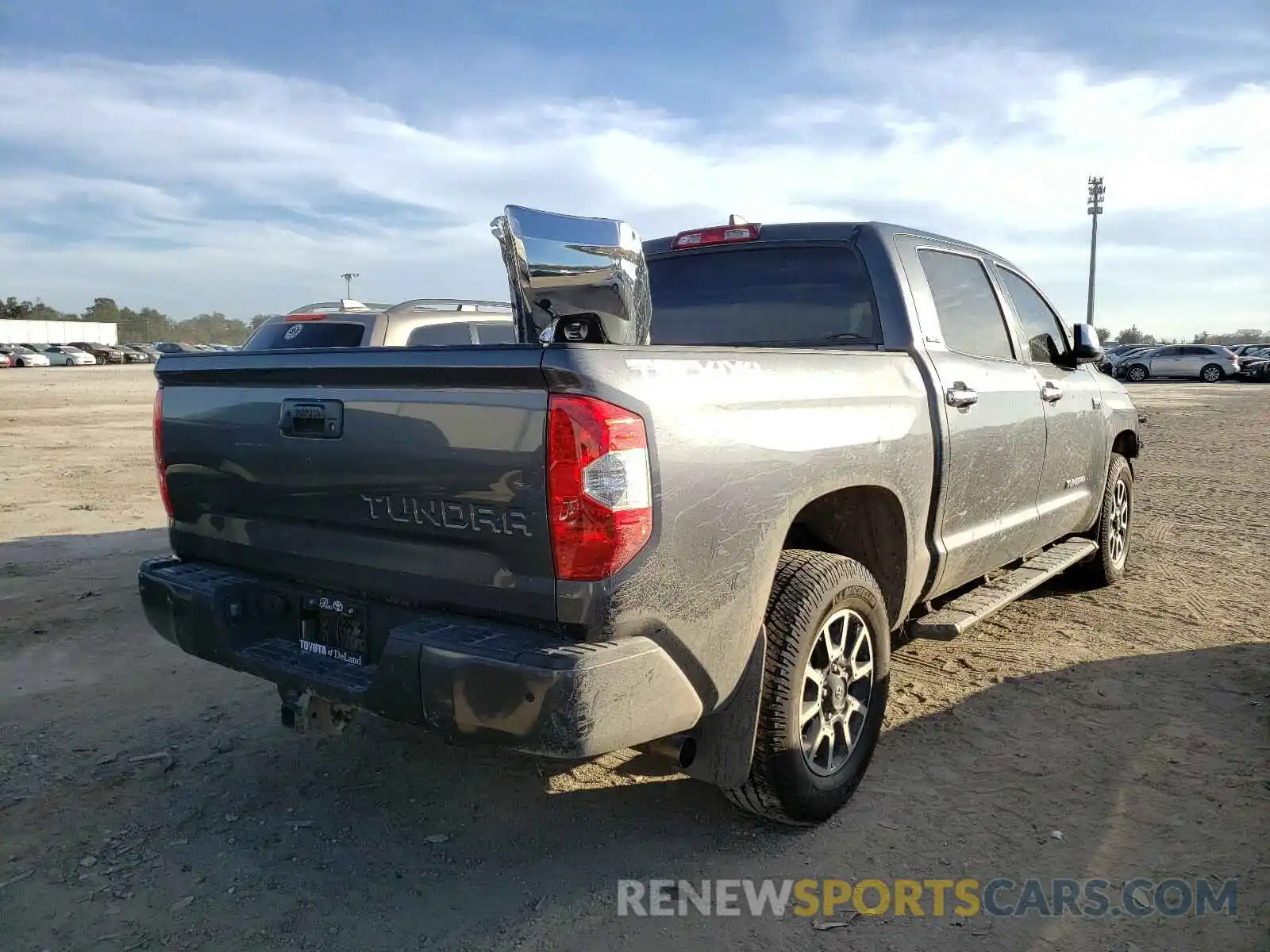 4 Photograph of a damaged car 5TFHY5F19MX965834 TOYOTA TUNDRA 2021