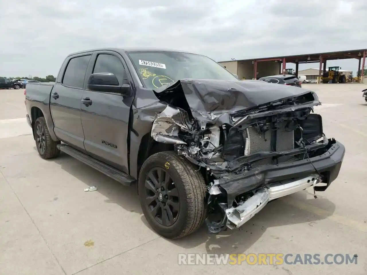 1 Photograph of a damaged car 5TFHY5F19MX982455 TOYOTA TUNDRA 2021