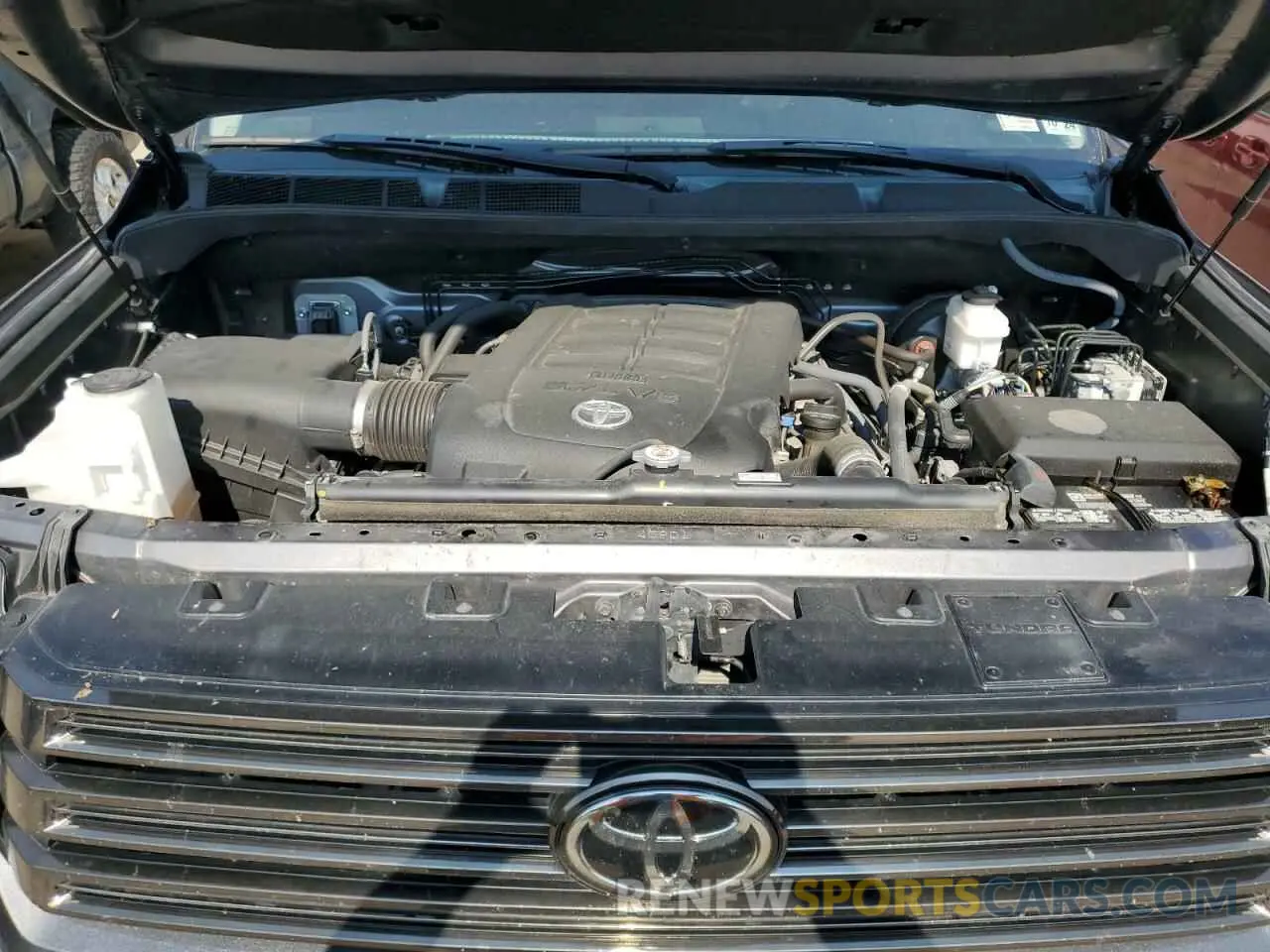 11 Photograph of a damaged car 5TFHY5F1XMX037353 TOYOTA TUNDRA 2021