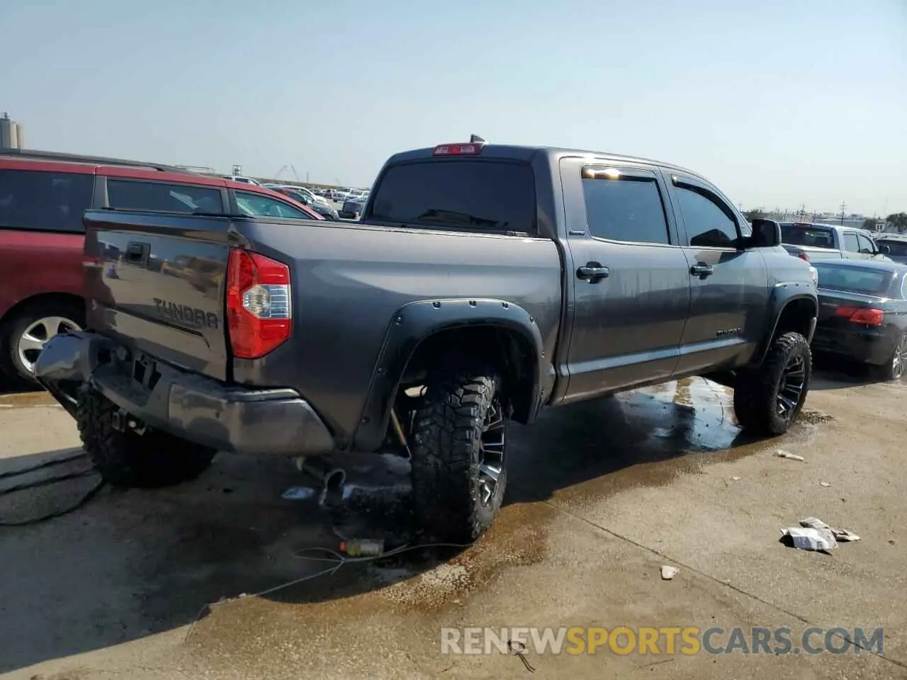 3 Photograph of a damaged car 5TFHY5F1XMX037353 TOYOTA TUNDRA 2021