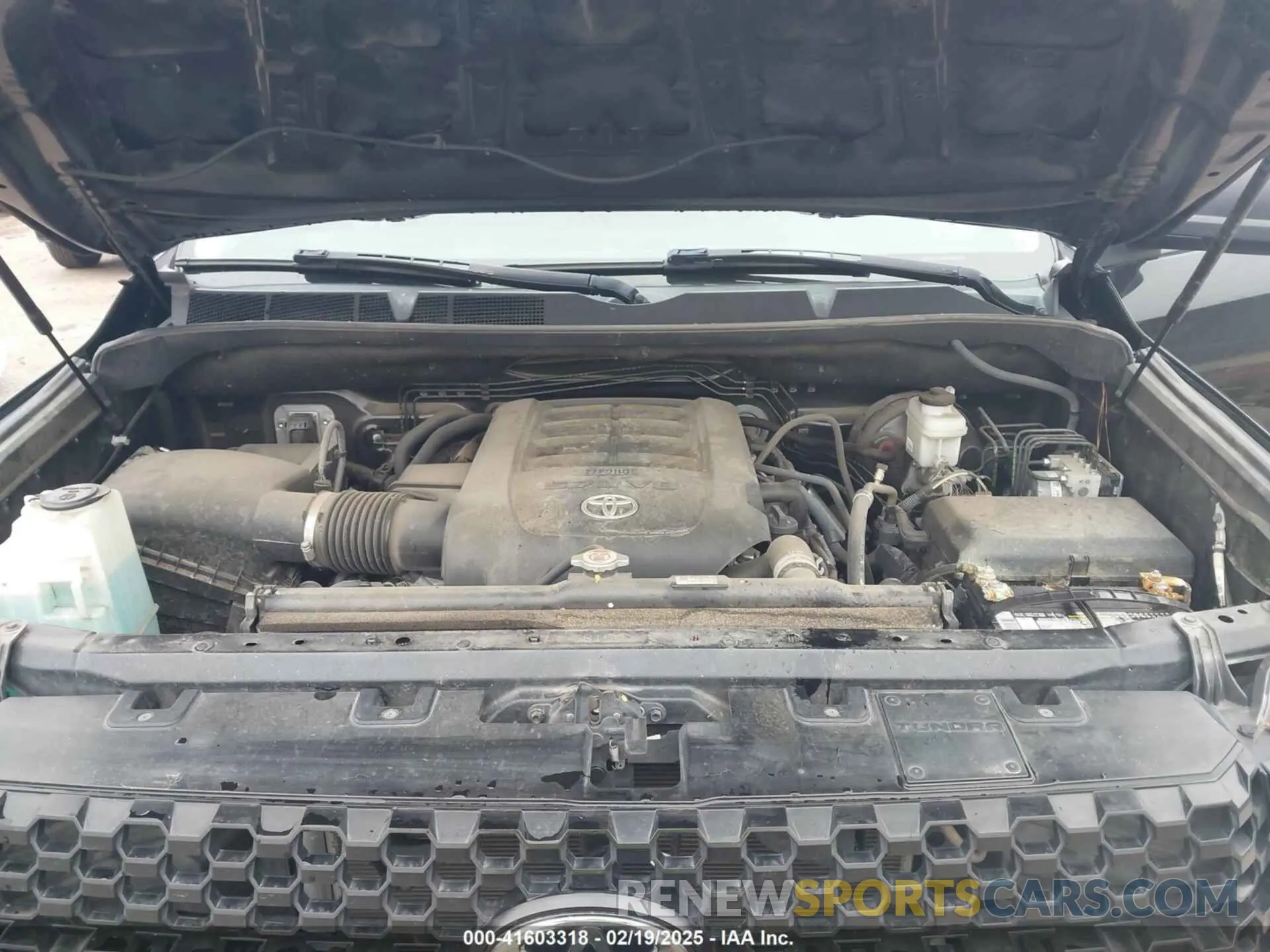 10 Photograph of a damaged car 5TFRY5F10MX278729 TOYOTA TUNDRA 2021