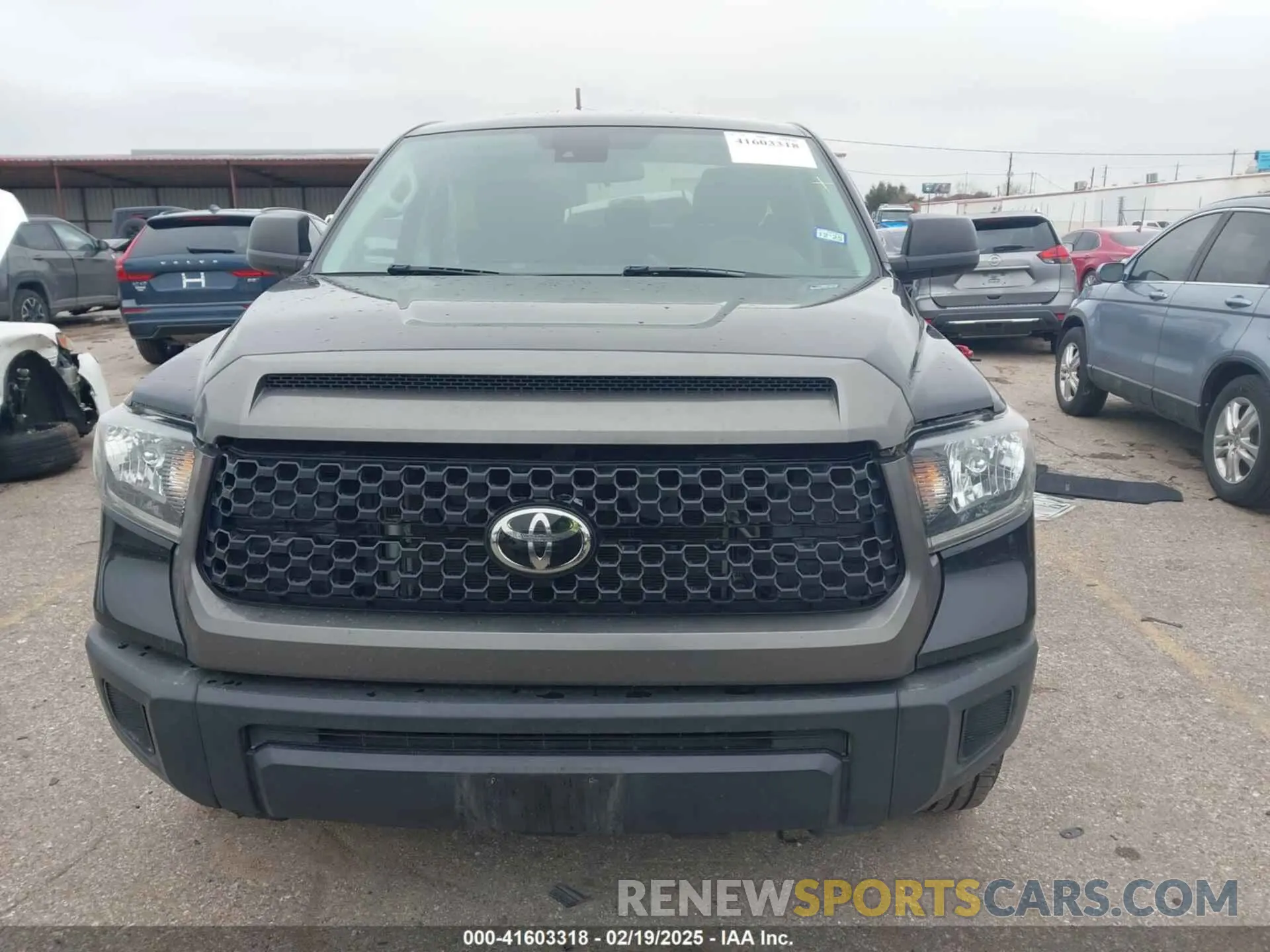 11 Photograph of a damaged car 5TFRY5F10MX278729 TOYOTA TUNDRA 2021