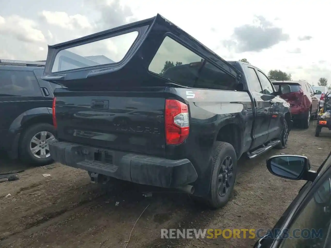 4 Photograph of a damaged car 5TFRY5F10MX290086 TOYOTA TUNDRA 2021