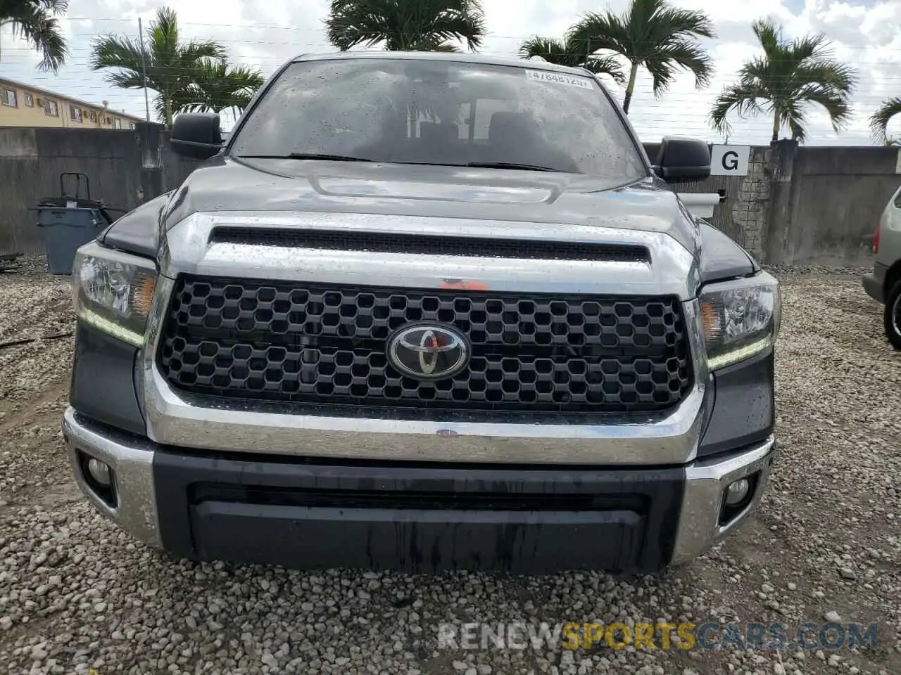 5 Photograph of a damaged car 5TFRY5F13MX289949 TOYOTA TUNDRA 2021
