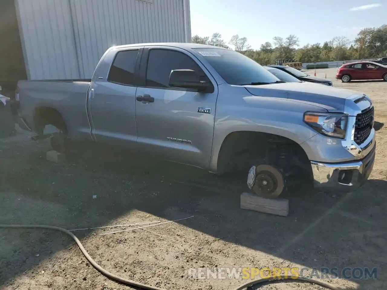 4 Photograph of a damaged car 5TFRY5F15MX280749 TOYOTA TUNDRA 2021