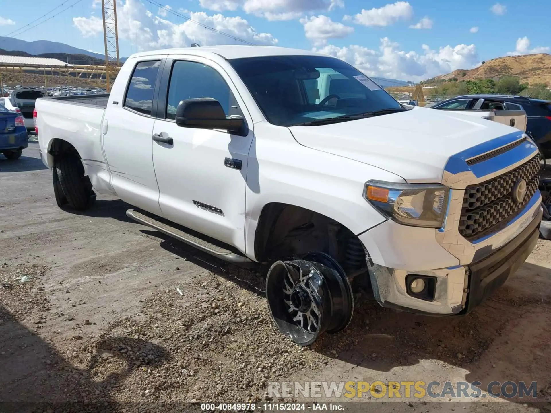 1 Photograph of a damaged car 5TFRY5F17MX279862 TOYOTA TUNDRA 2021