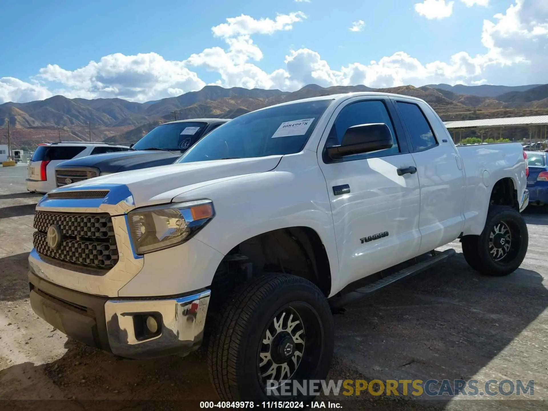 2 Photograph of a damaged car 5TFRY5F17MX279862 TOYOTA TUNDRA 2021