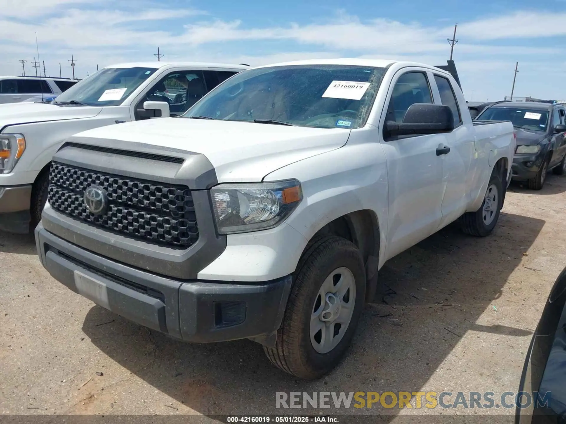 2 Photograph of a damaged car 5TFRY5F17MX282597 TOYOTA TUNDRA 2021