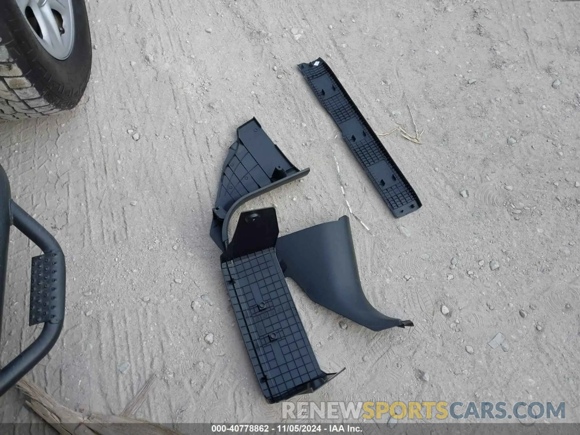12 Photograph of a damaged car 5TFRY5F17MX290361 TOYOTA TUNDRA 2021