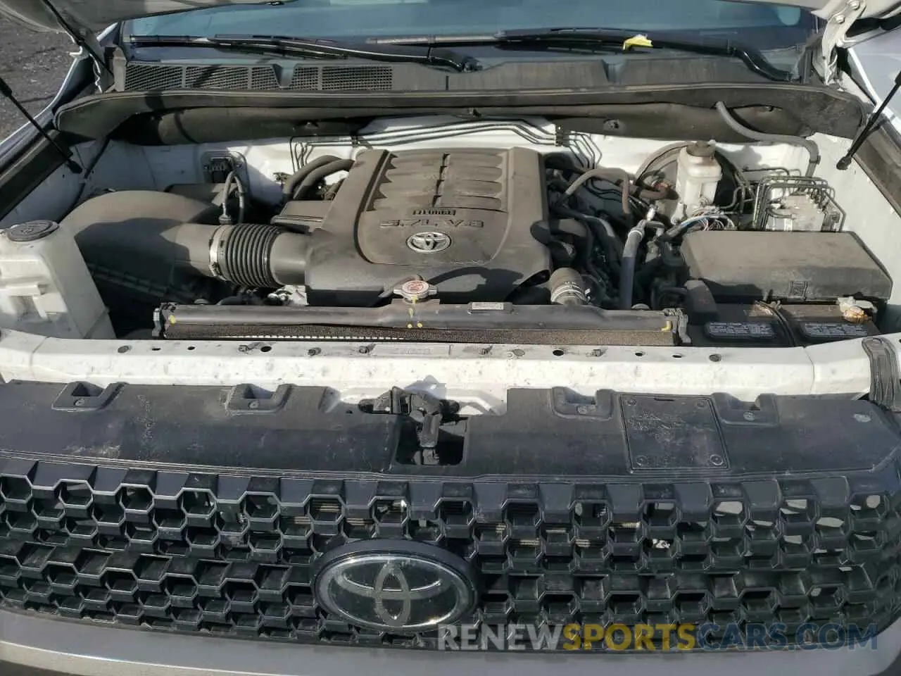 11 Photograph of a damaged car 5TFRY5F17MX292529 TOYOTA TUNDRA 2021