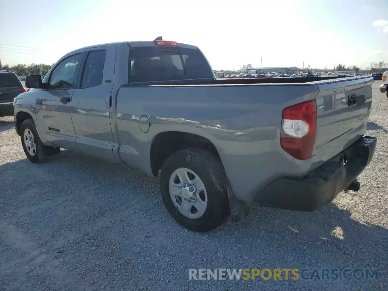 2 Photograph of a damaged car 5TFRY5F19MX293570 TOYOTA TUNDRA 2021