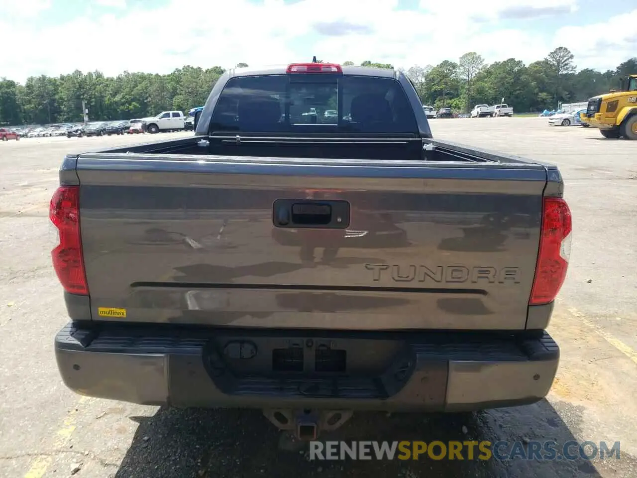 6 Photograph of a damaged car 5TFRY5F19MX298025 TOYOTA TUNDRA 2021
