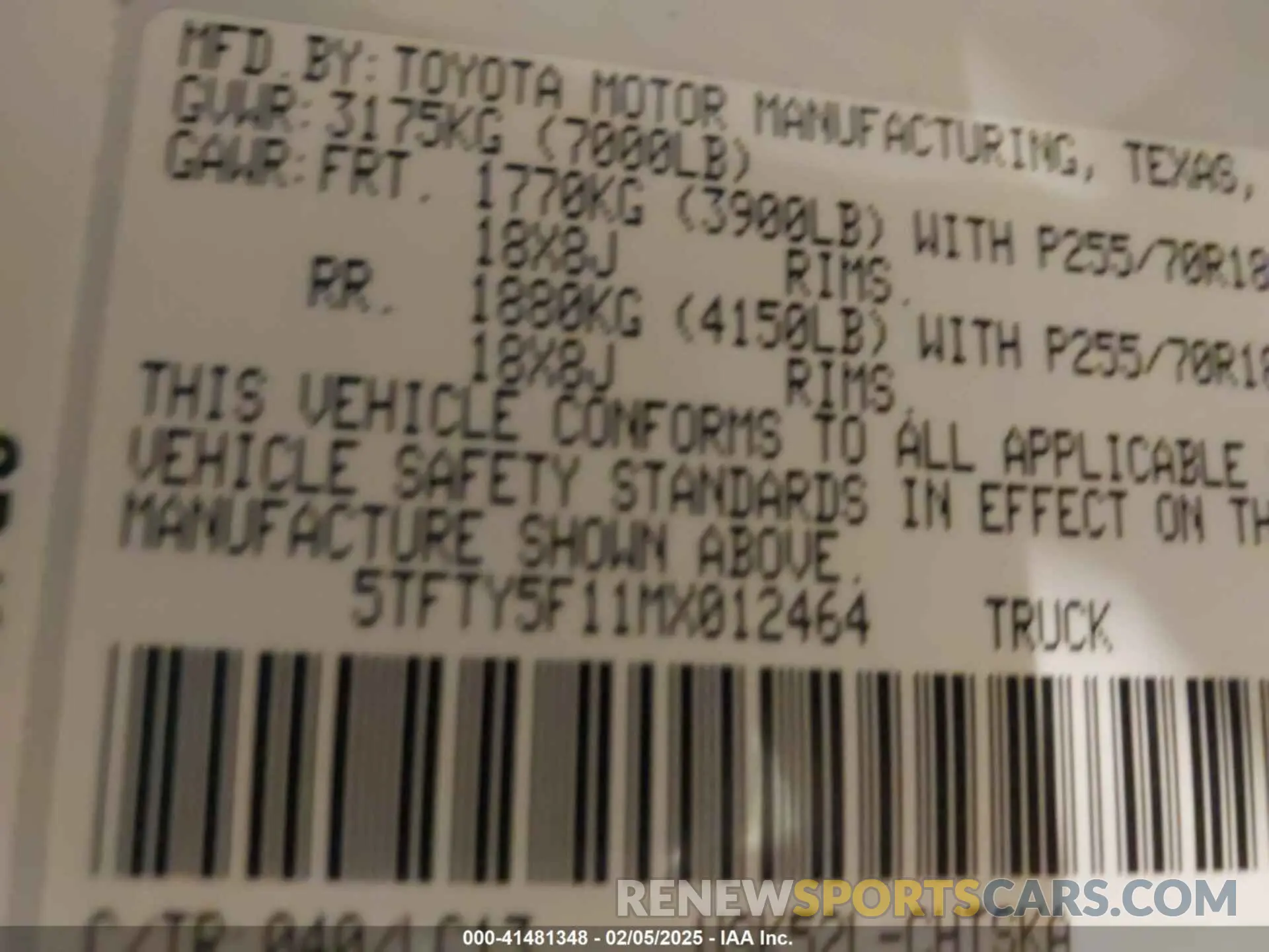 9 Photograph of a damaged car 5TFTY5F11MX012464 TOYOTA TUNDRA 2021