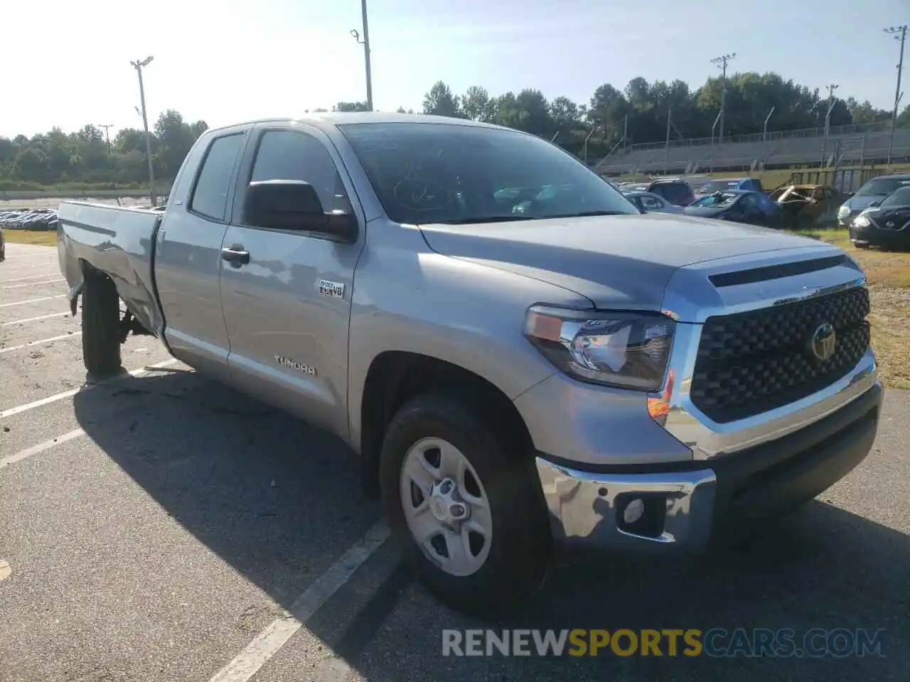 1 Photograph of a damaged car 5TFTY5F13MX011882 TOYOTA TUNDRA 2021