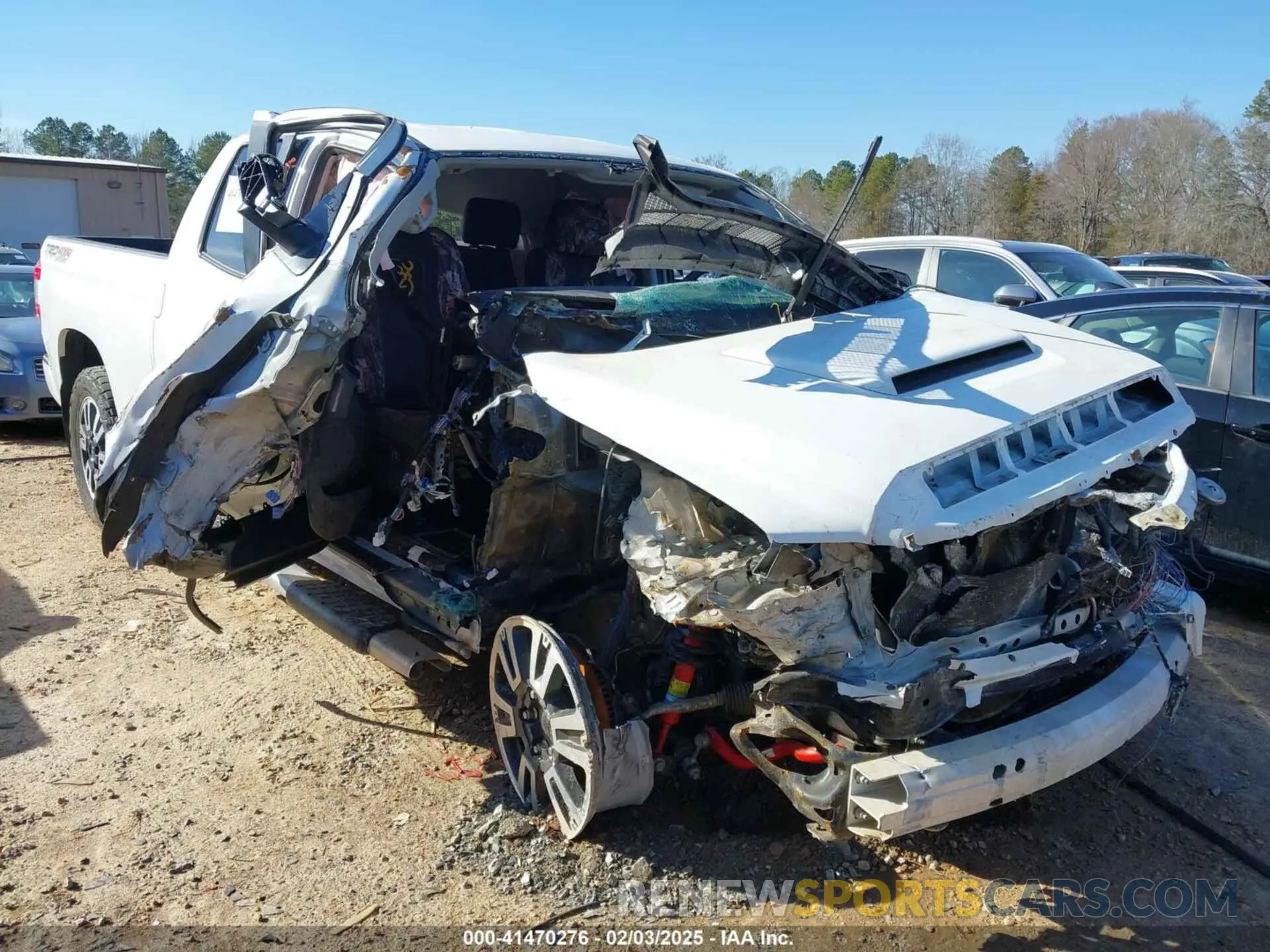 1 Photograph of a damaged car 5TFUY5F11MX011609 TOYOTA TUNDRA 2021