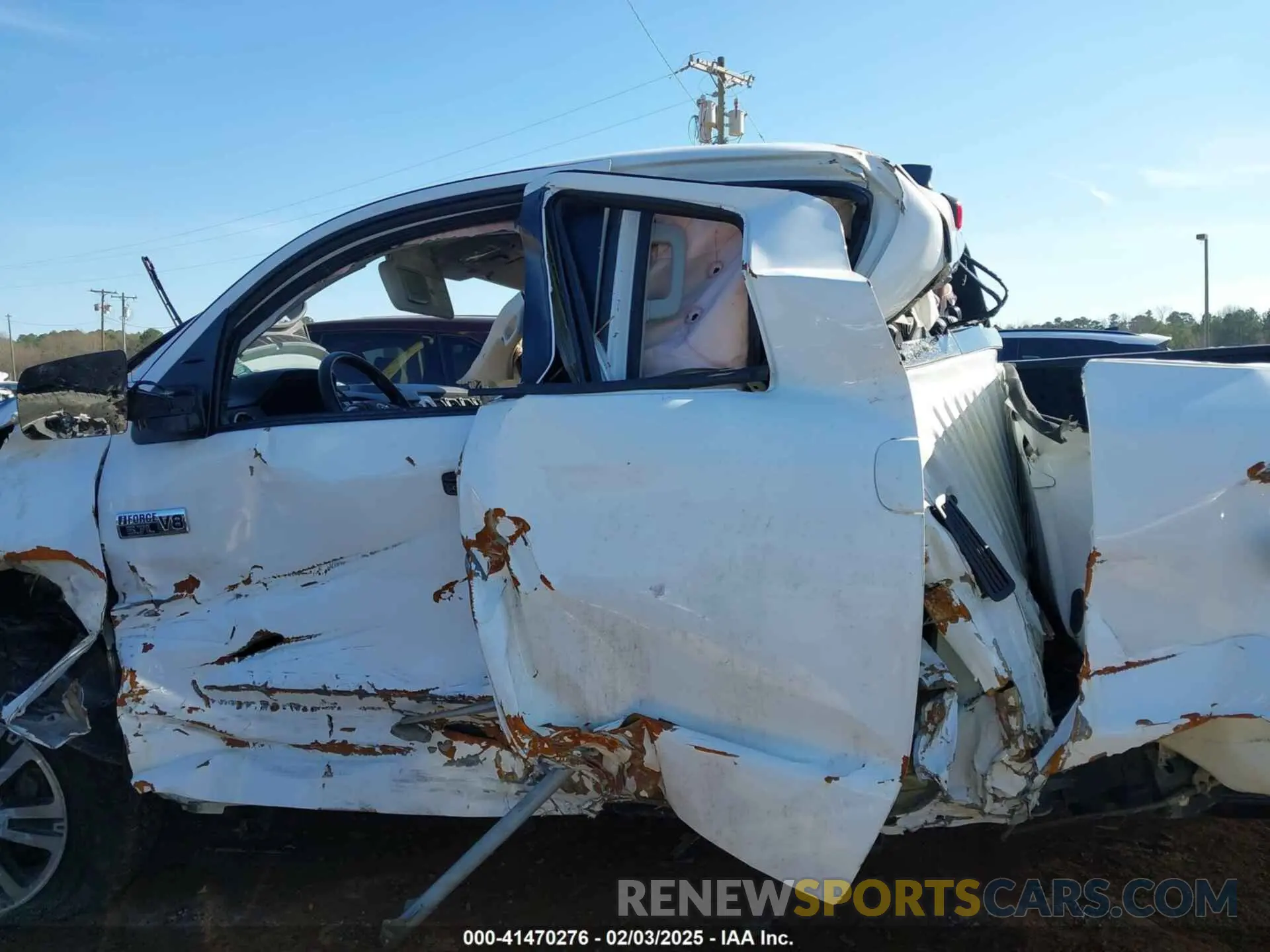 13 Photograph of a damaged car 5TFUY5F11MX011609 TOYOTA TUNDRA 2021