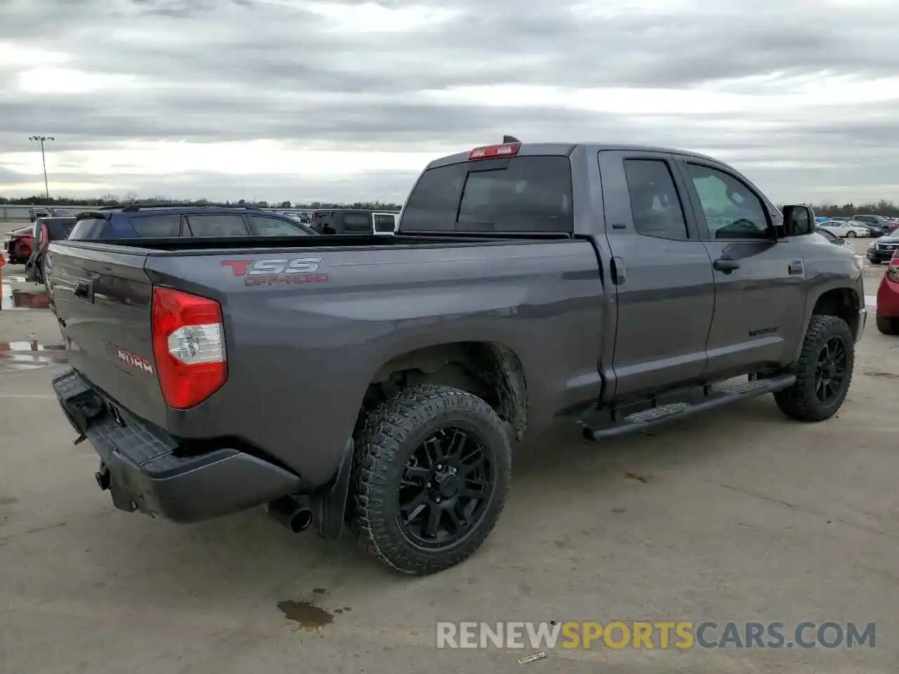 3 Photograph of a damaged car 5TFUY5F12MX009190 TOYOTA TUNDRA 2021