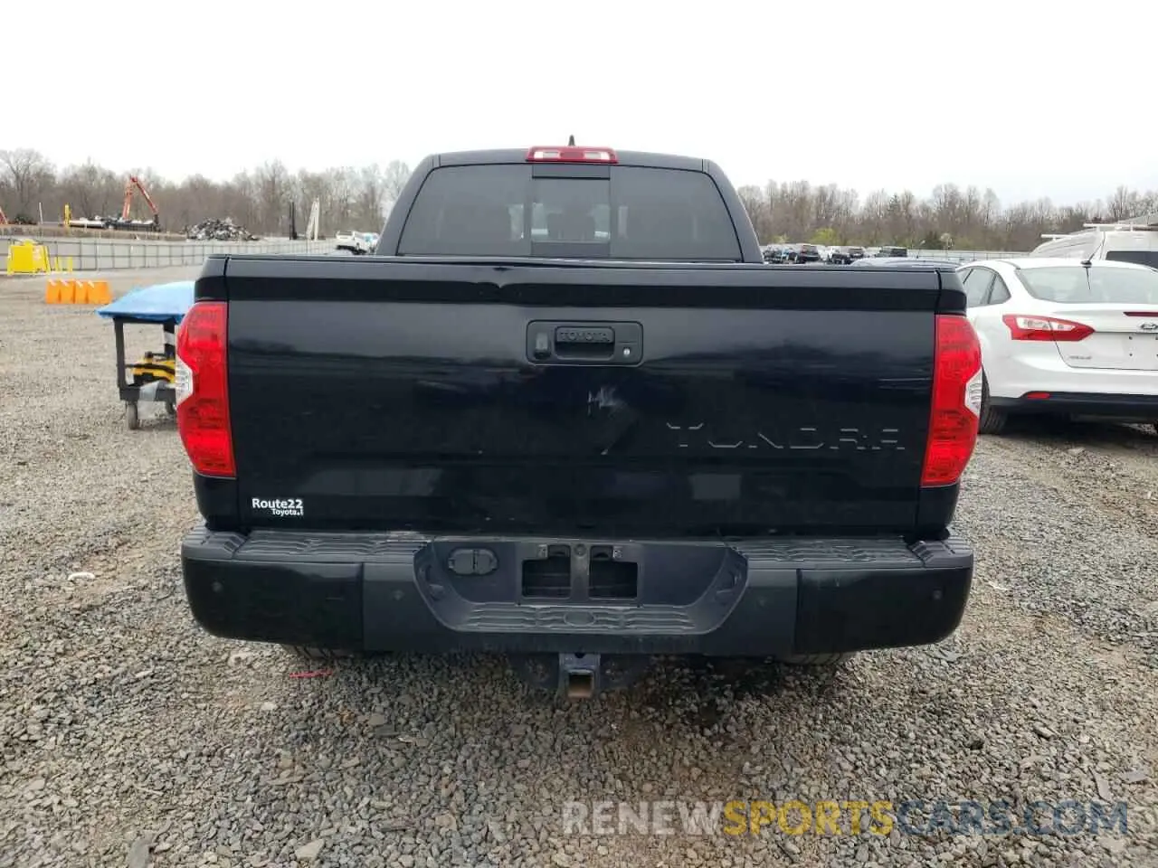 6 Photograph of a damaged car 5TFUY5F13MX017170 TOYOTA TUNDRA 2021