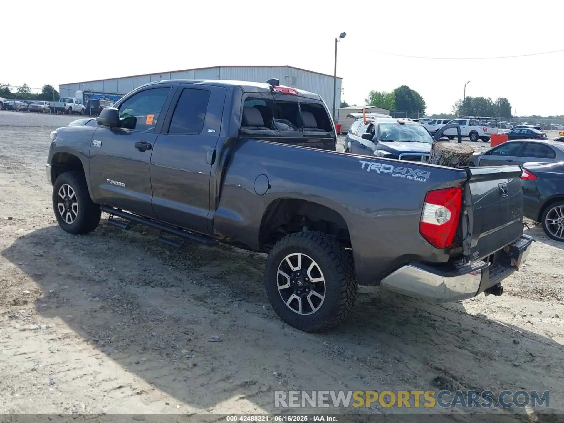 3 Photograph of a damaged car 5TFUY5F13MX994132 TOYOTA TUNDRA 2021