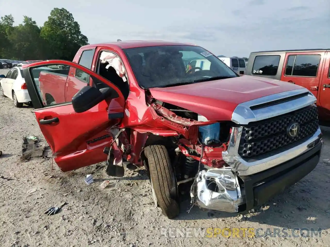 1 Photograph of a damaged car 5TFUY5F13MX997970 TOYOTA TUNDRA 2021