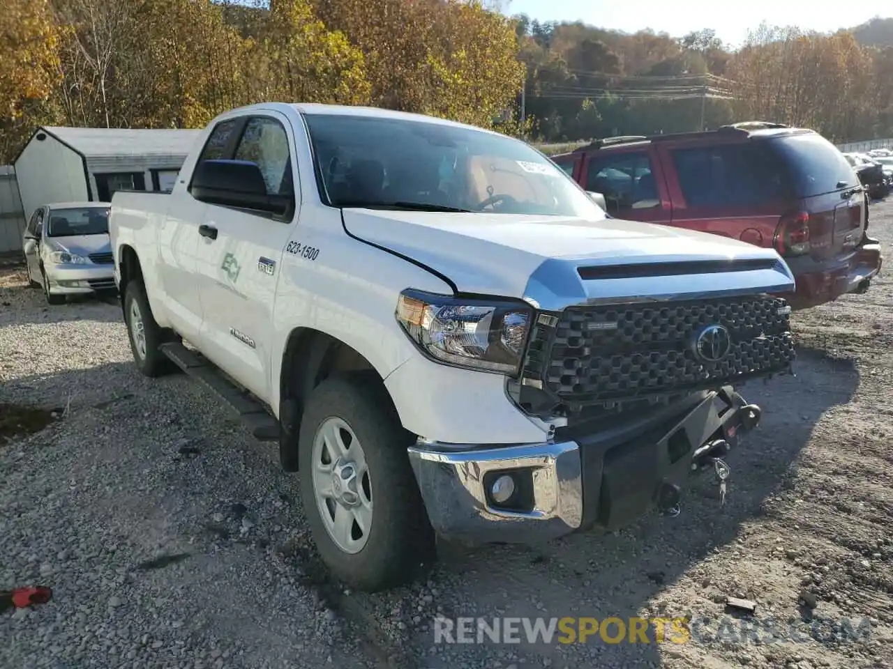 1 Photograph of a damaged car 5TFUY5F14MX019025 TOYOTA TUNDRA 2021