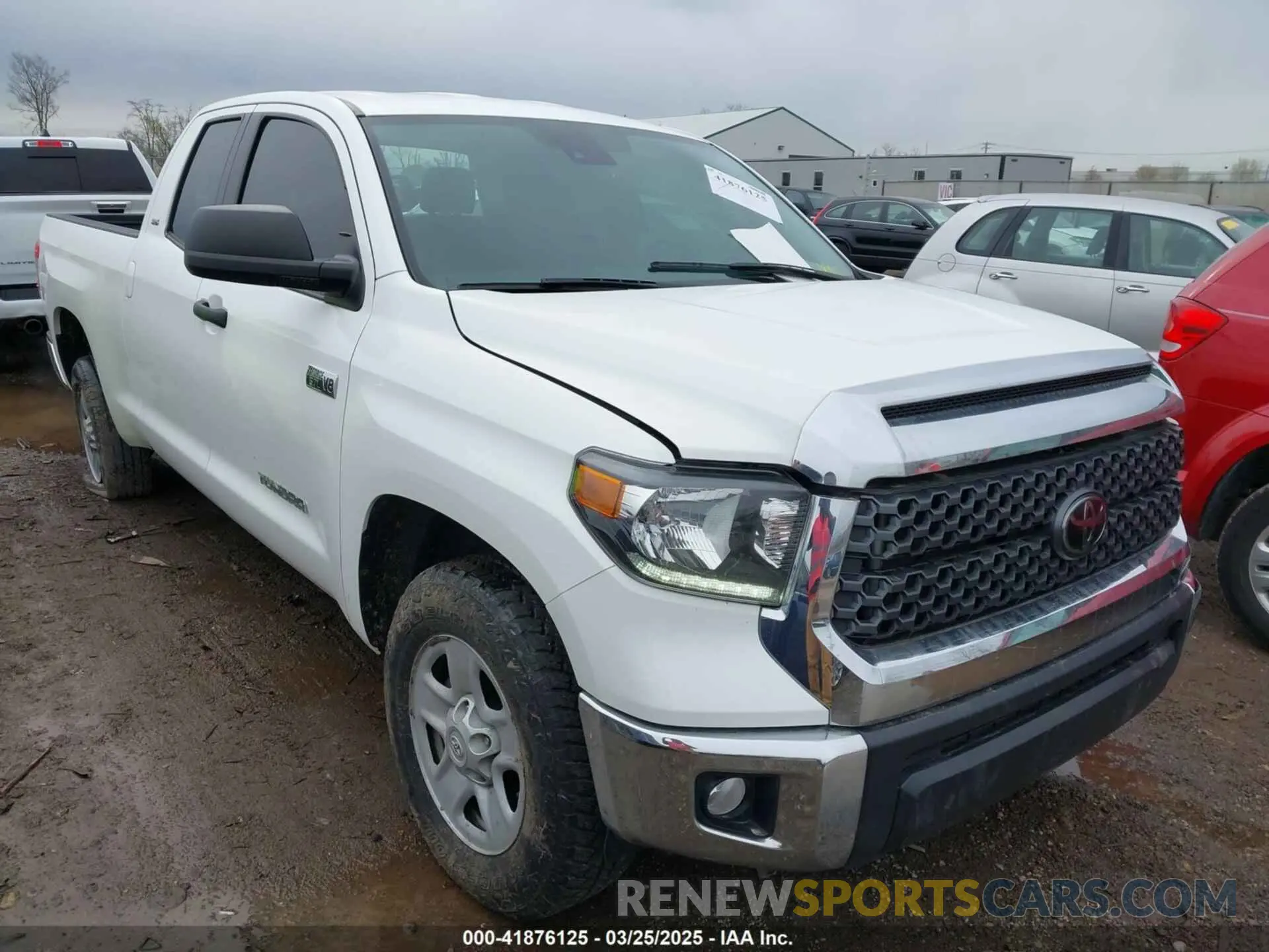 1 Photograph of a damaged car 5TFUY5F14MX032602 TOYOTA TUNDRA 2021