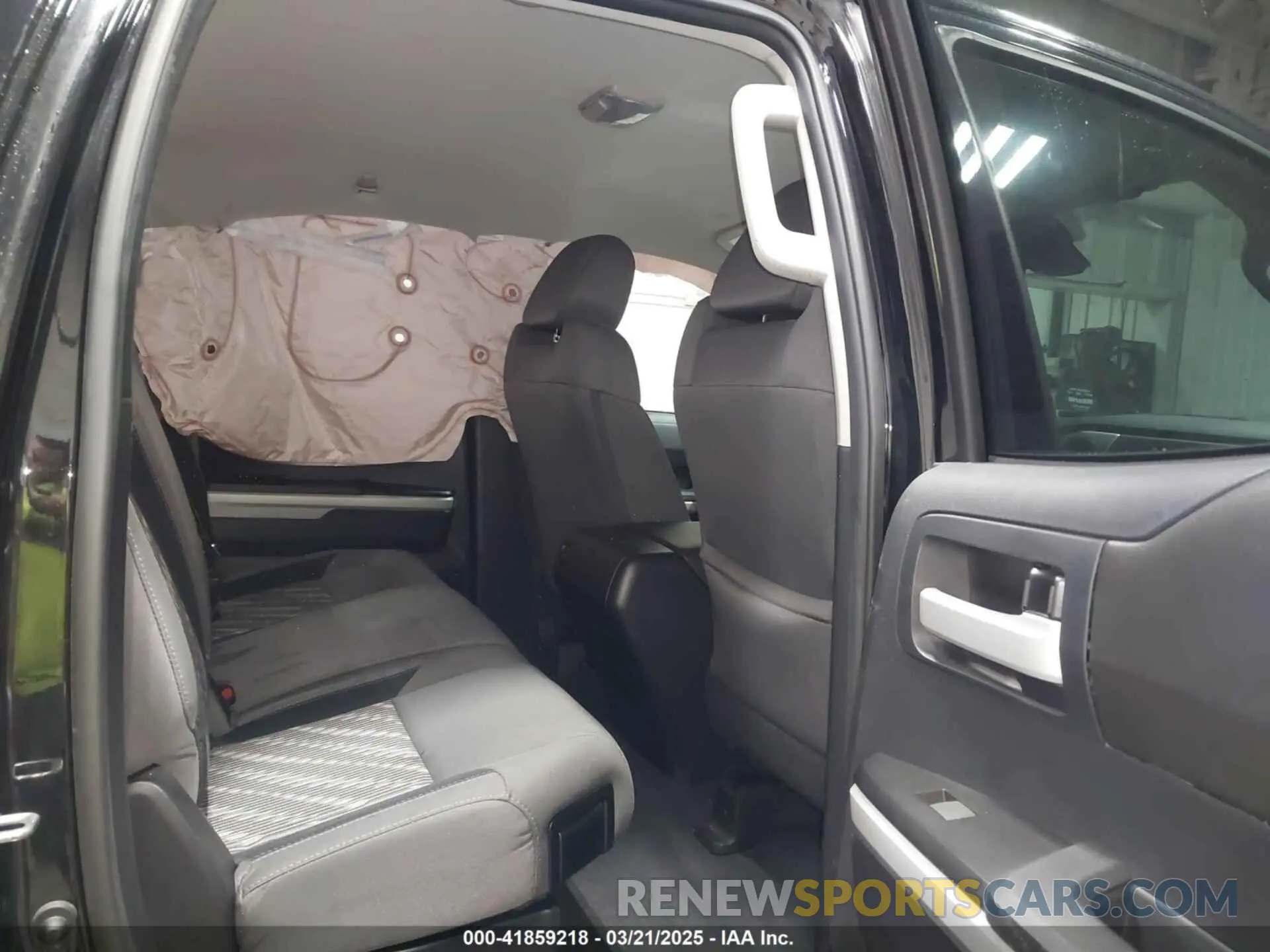 8 Photograph of a damaged car 5TFUY5F14MX976285 TOYOTA TUNDRA 2021