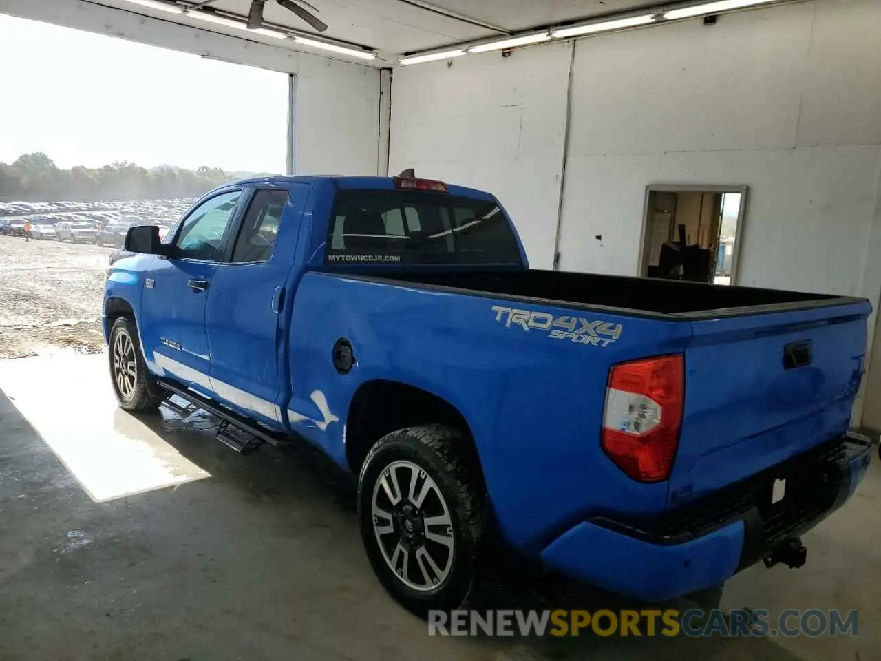 2 Photograph of a damaged car 5TFUY5F16MX026462 TOYOTA TUNDRA 2021