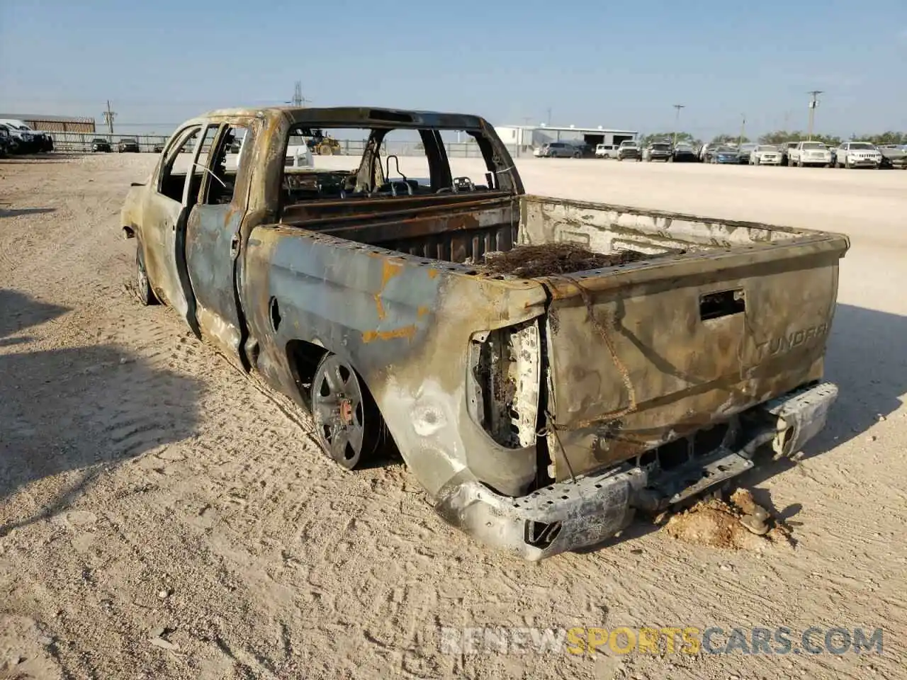 3 Photograph of a damaged car 5TFUY5F16MX962954 TOYOTA TUNDRA 2021