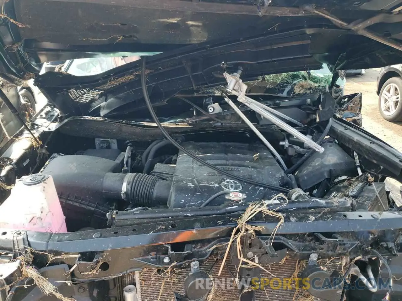11 Photograph of a damaged car 5TFUY5F17MX027846 TOYOTA TUNDRA 2021