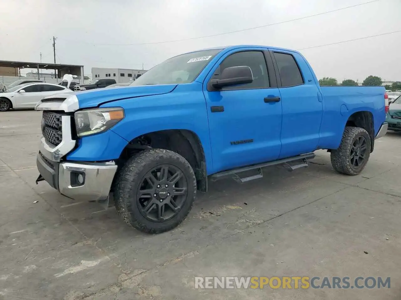 1 Photograph of a damaged car 5TFUY5F17MX974921 TOYOTA TUNDRA 2021