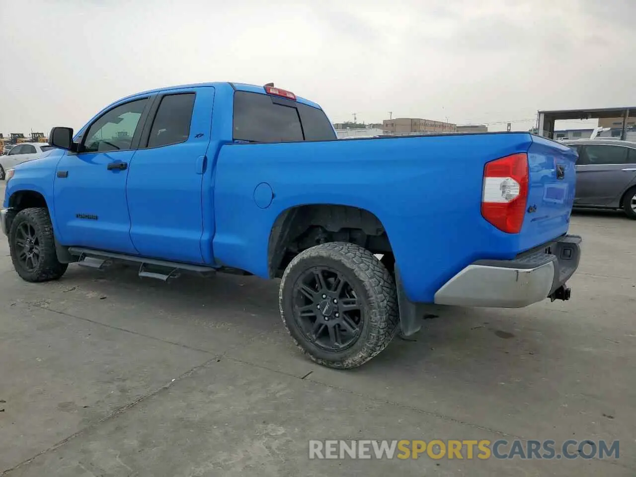 2 Photograph of a damaged car 5TFUY5F17MX974921 TOYOTA TUNDRA 2021