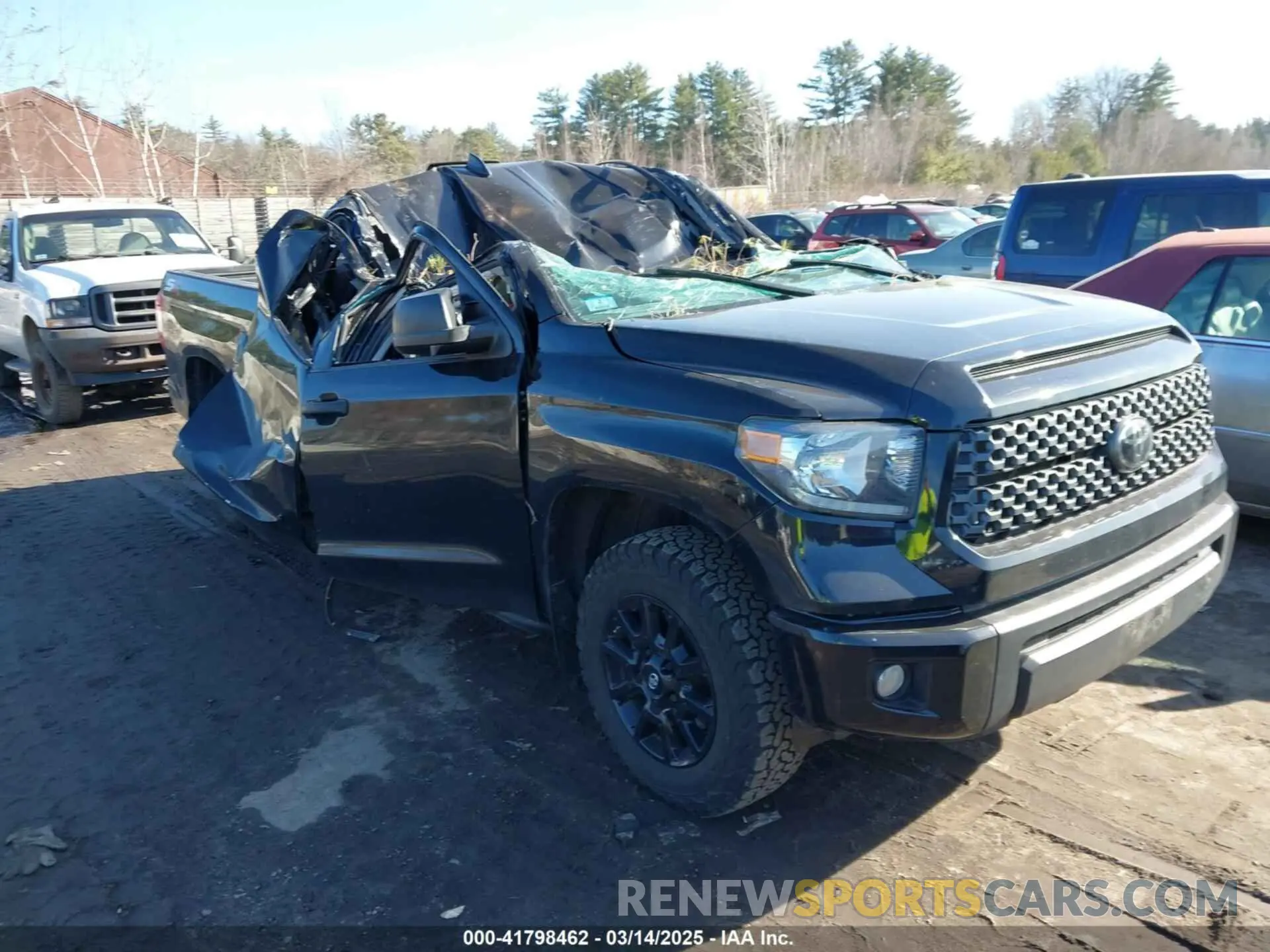 1 Photograph of a damaged car 5TFUY5F17MX989323 TOYOTA TUNDRA 2021