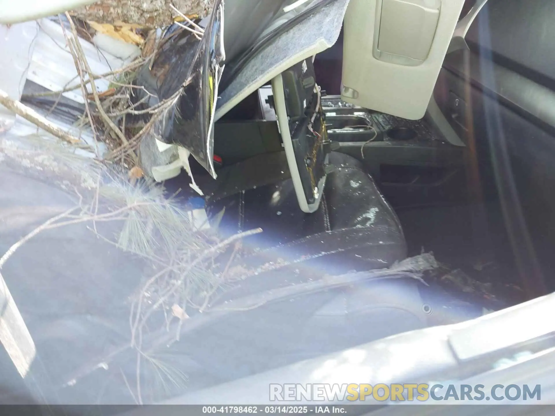 5 Photograph of a damaged car 5TFUY5F17MX989323 TOYOTA TUNDRA 2021