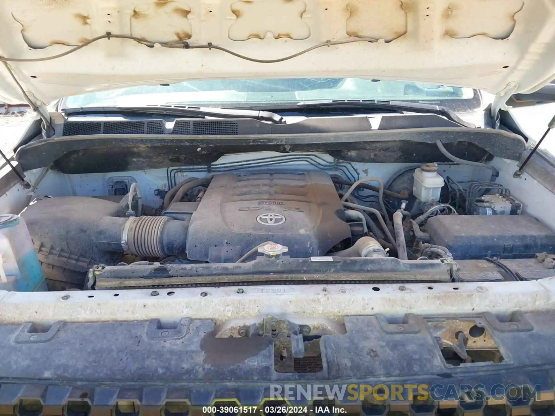 10 Photograph of a damaged car 5TFUY5F19MX044101 TOYOTA TUNDRA 2021