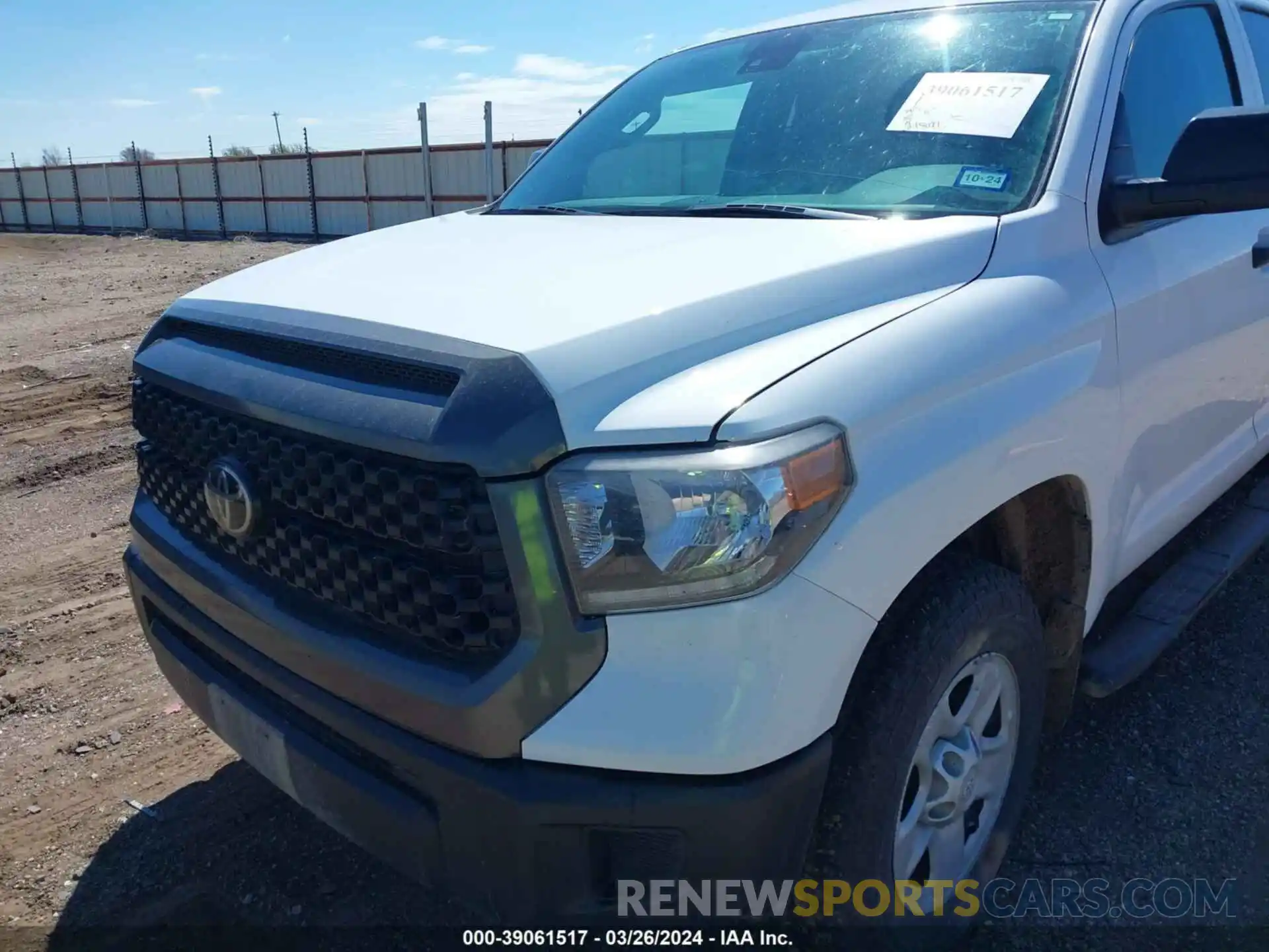 6 Photograph of a damaged car 5TFUY5F19MX044101 TOYOTA TUNDRA 2021