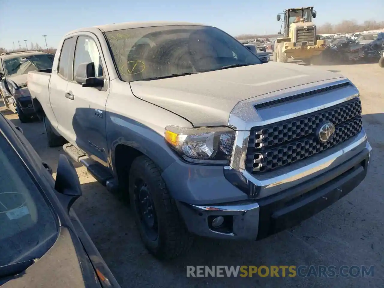 1 Photograph of a damaged car 5TFUY5F19MX997701 TOYOTA TUNDRA 2021