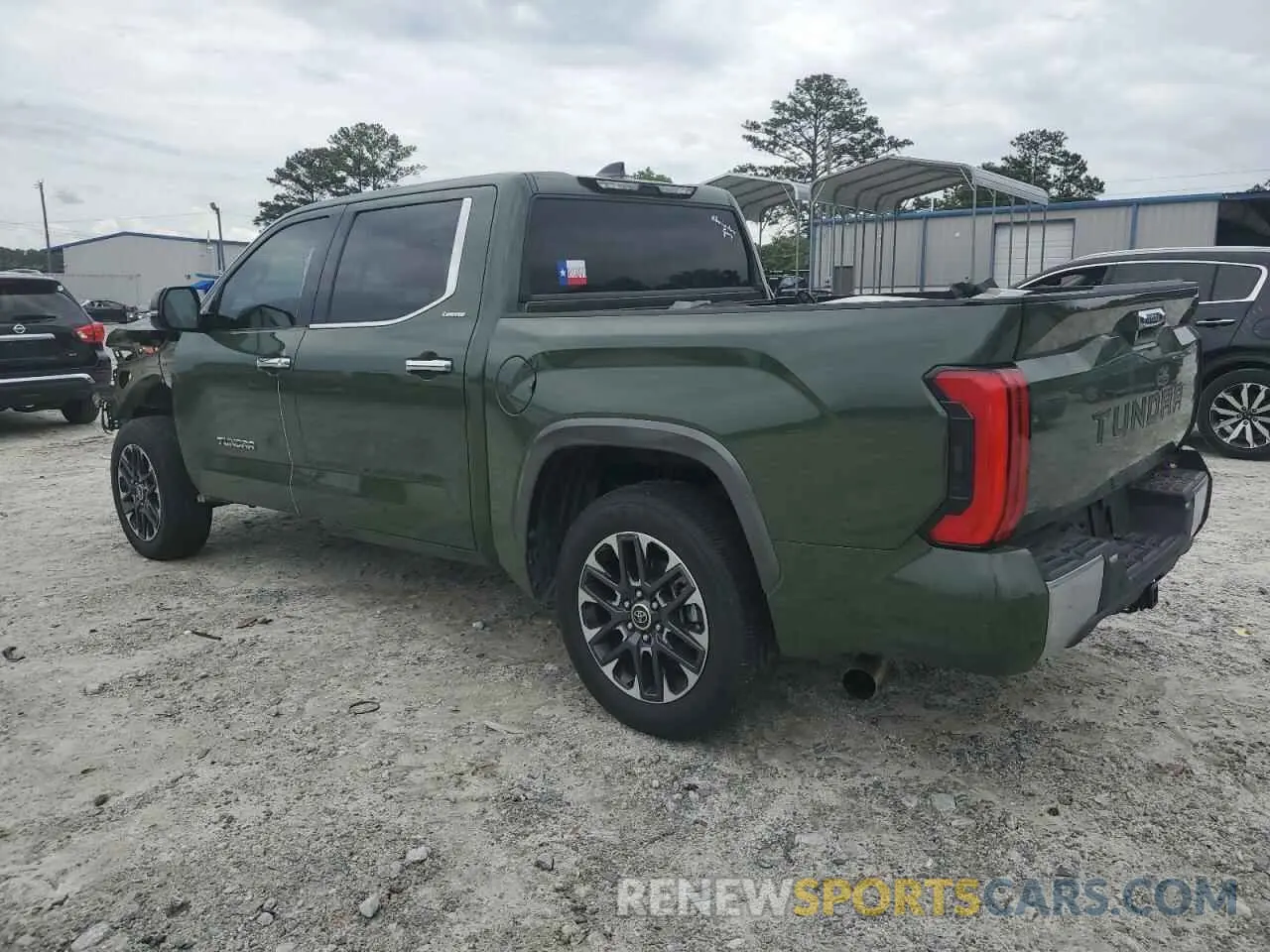 2 Photograph of a damaged car 5TFJA5AB3NX015475 TOYOTA TUNDRA 2022