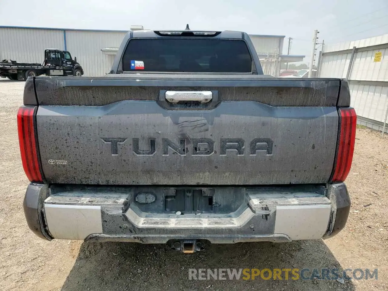 6 Photograph of a damaged car 5TFJA5AB4NX005490 TOYOTA TUNDRA 2022