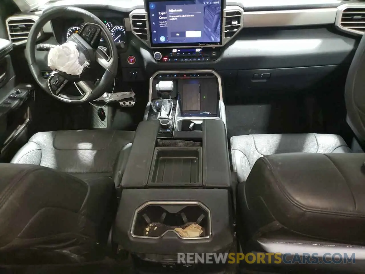 8 Photograph of a damaged car 5TFJA5DA1NX015655 TOYOTA TUNDRA 2022