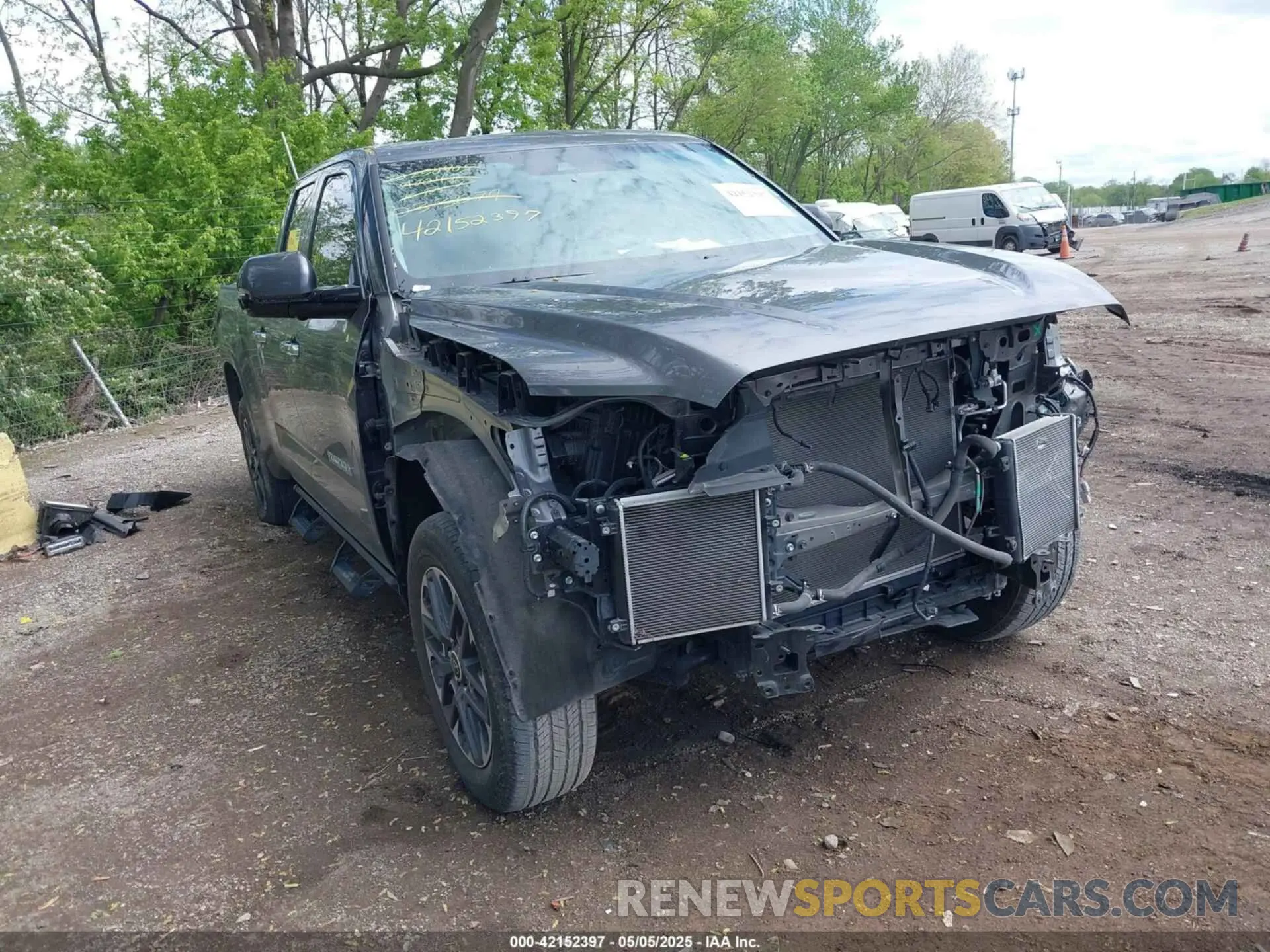 1 Photograph of a damaged car 5TFJA5DA6NX033679 TOYOTA TUNDRA 2022