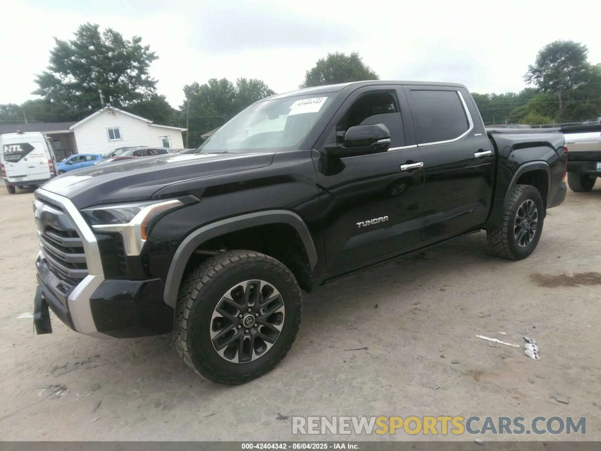 2 Photograph of a damaged car 5TFJA5DB5NX007339 TOYOTA TUNDRA 2022