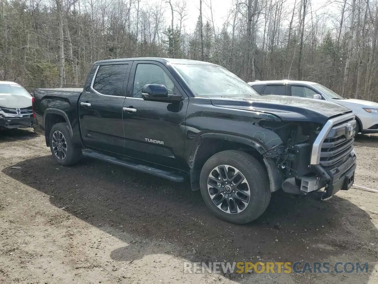 4 Photograph of a damaged car 5TFJA5DB6NX033013 TOYOTA TUNDRA 2022