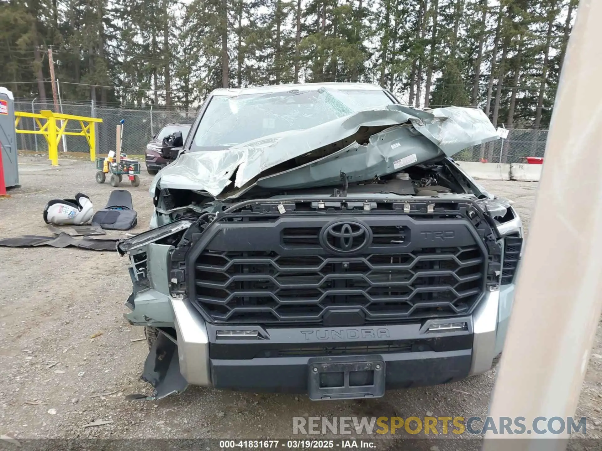 12 Photograph of a damaged car 5TFJA5DB6NX040916 TOYOTA TUNDRA 2022
