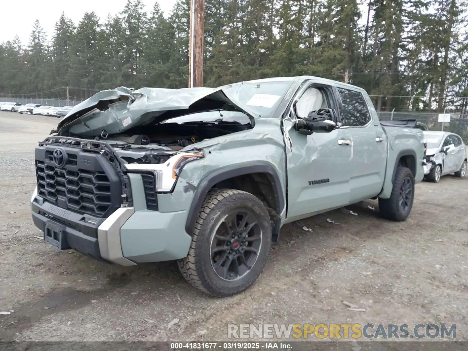 2 Photograph of a damaged car 5TFJA5DB6NX040916 TOYOTA TUNDRA 2022