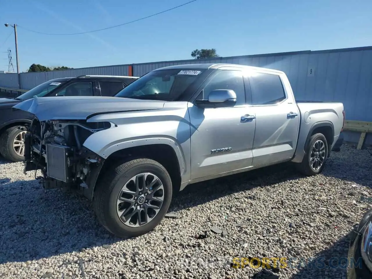 1 Photograph of a damaged car 5TFJA5DB6NX052337 TOYOTA TUNDRA 2022