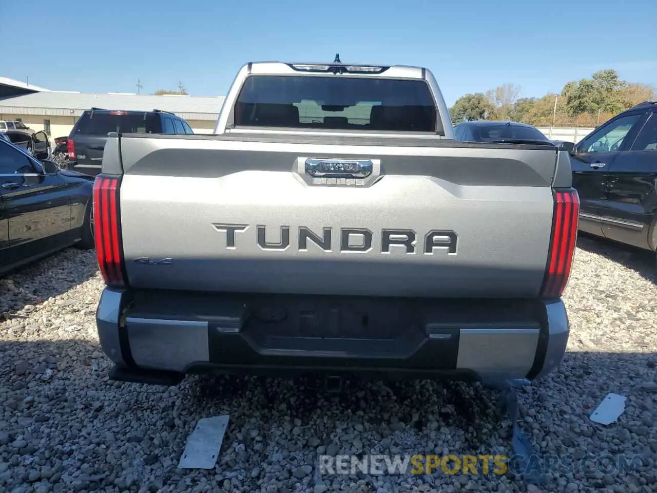 6 Photograph of a damaged car 5TFJA5DB6NX052337 TOYOTA TUNDRA 2022
