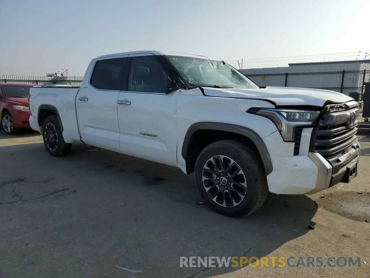 4 Photograph of a damaged car 5TFJA5EC2NX006141 TOYOTA TUNDRA 2022
